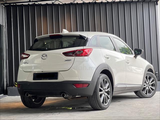 2017 Mazda 3 2.0 SKYACTIV-G Hatchback FSR - 3