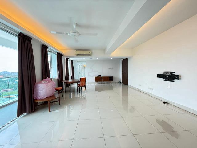 The Bay Residences 1