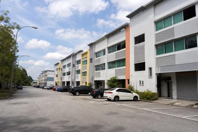 Desa Ria Balakong Level 1 Level 2 Floors Suitable for corporate office 1