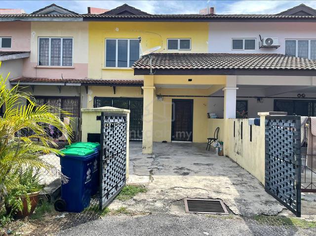 Double Storey Terrace Taman Lestari Putra (LEP 4) Bandar Putra Permai 1