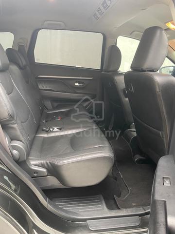 Perodua Aruz 1.5 (A) For Rent - photo 7 of 12