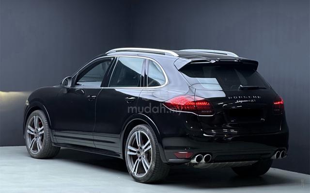 Ori 2012 Porsche Cayenne GTS 4.8 V8 NA CarbonInter - 4
