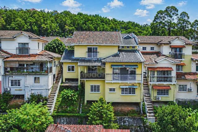 RENOVATED! Semi D Taman Cemerlang Gombak Kuala Lumpur 6 BEDROOMS 1
