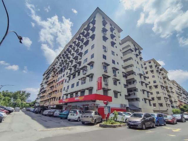 Aman Putra Apartment 1