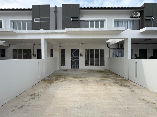 [ Below Market] Sari Alamanda ( JLN 11 ) Rawang 1