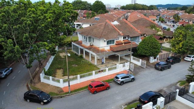 SPACIOUS CORNER LOT Double Storey Teraace Seksyen 5, Kota Damansara 1