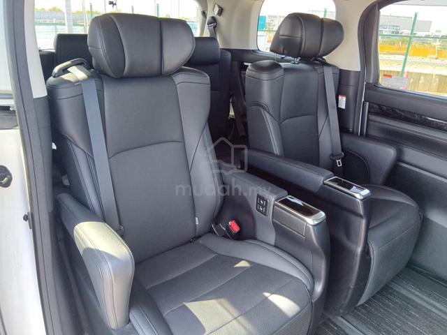 CHEAPER PRICE AT TOWN 2021 Toyota ALPHARD SC - 5