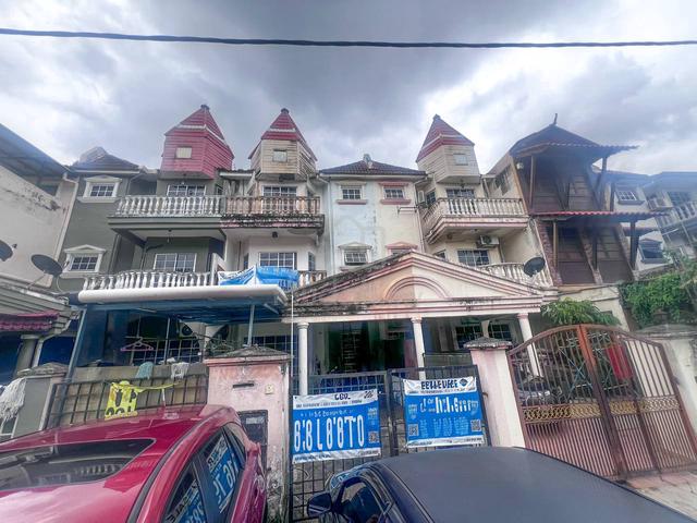Below Market+3 Storey Cartoon House, Taman Putri Jaya, Cheras Selangor 1