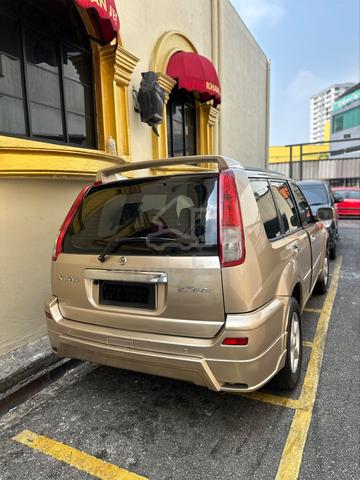 URGENT *2006 Nissan X-TRAIL 2.5 COMFORT T30 - 2
