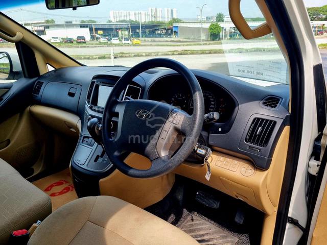 F/LOAN 2021 Hyundai GRAND STAREX EXECUTIVE 2.5 (A) - 3