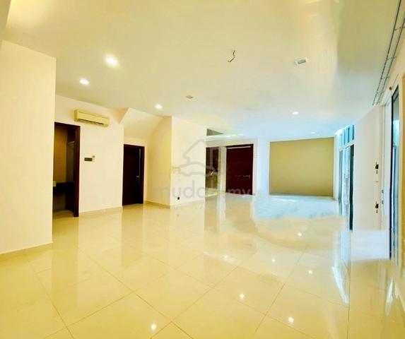 3 storey Semi D Nusa Tropika Ampang (FREEHOLD, Guarded) ukay beverly 1