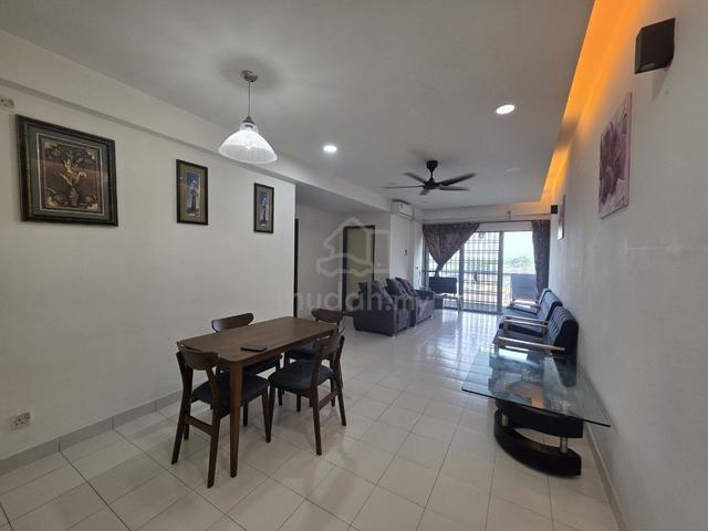 Danga View Apartment 1