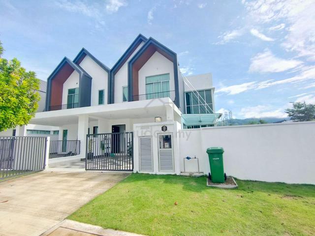 Owner Pindah【Below Market Price 30%】26x80 Corner Lot In Sepang 1