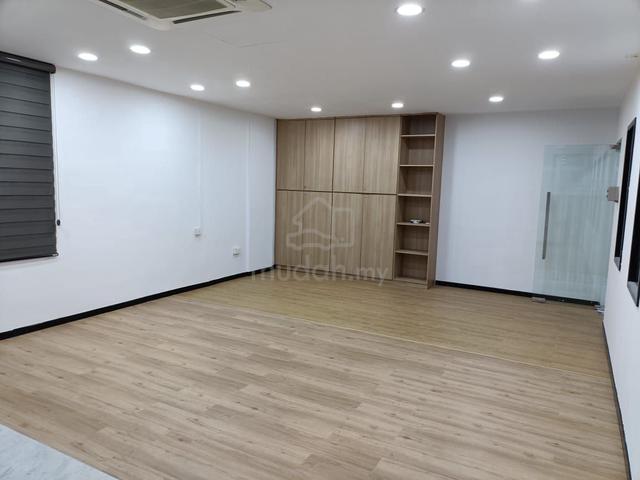 Desa Tebrau 1st Floor Office Corner Lot 32x70 1
