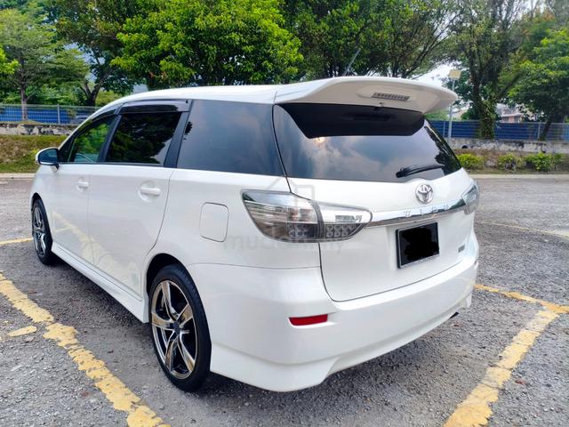 2012 Toyota WISH 1.8 (A) Facelift Metallic white - 5