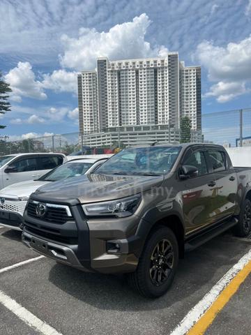 2026 Toyota HILUX 2.4 E V 2.8 ROUGE (A) readystock - 1
