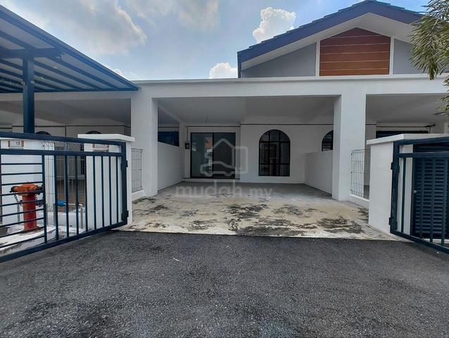 Cantik!! Rumah Teres Setingkat BARU! Taman Tasik Idaman, Batu Gajah 1