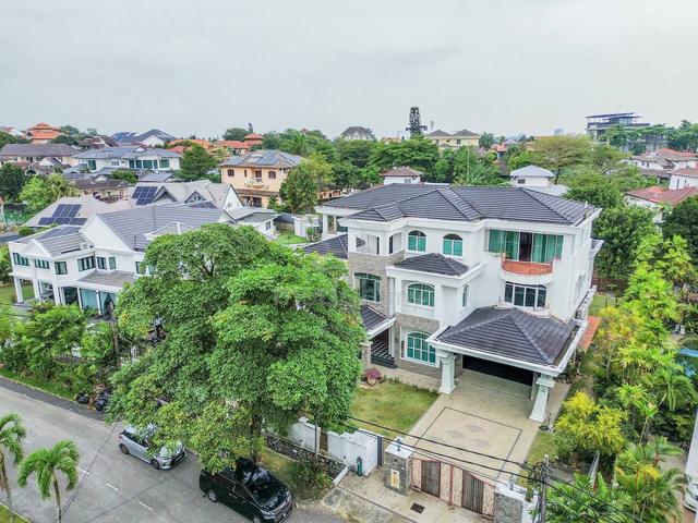 Exclusive Hilltop Bungalow | SS19 Subang Jaya 1