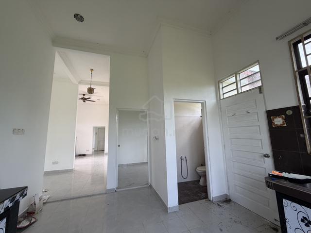 Rumah banglo kok lanas 1