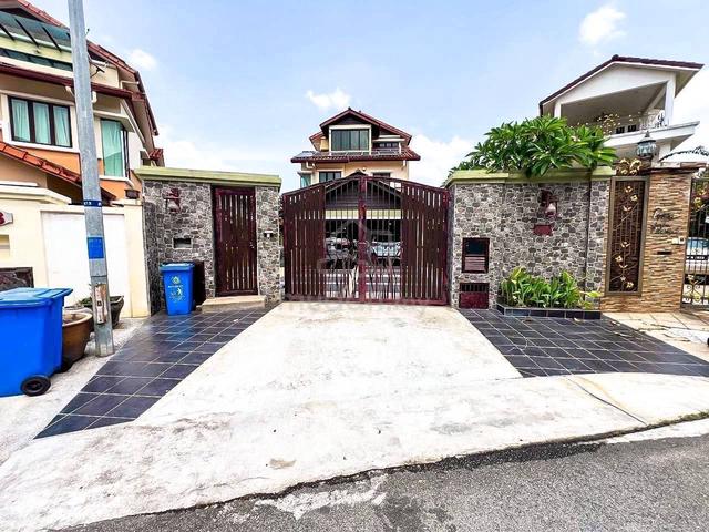 3 Storey Bungalow Putra Residence Bukit Rahman Putra 1