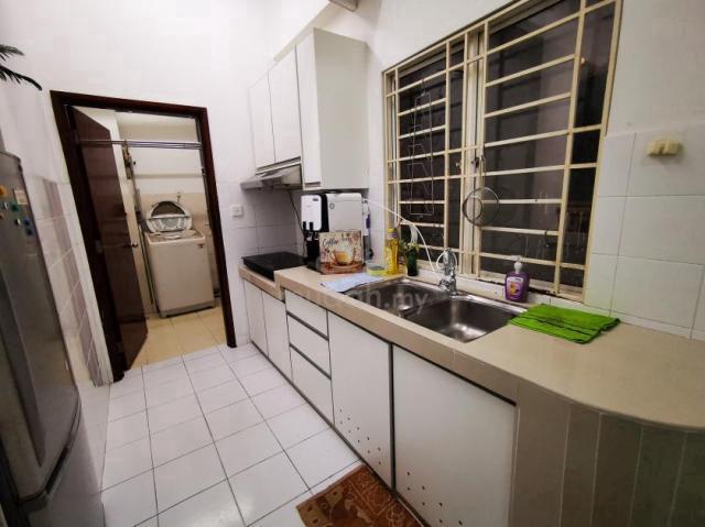 Single Room for 𝐅𝐞𝐦𝐚𝐥𝐞, Segar Courts @ MRT Taman Mutiara 4