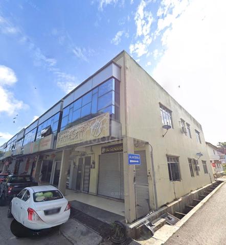 Taman Sri Putra @ JB Double Storey (End Lot) Shop (Facing Main Road) F 1