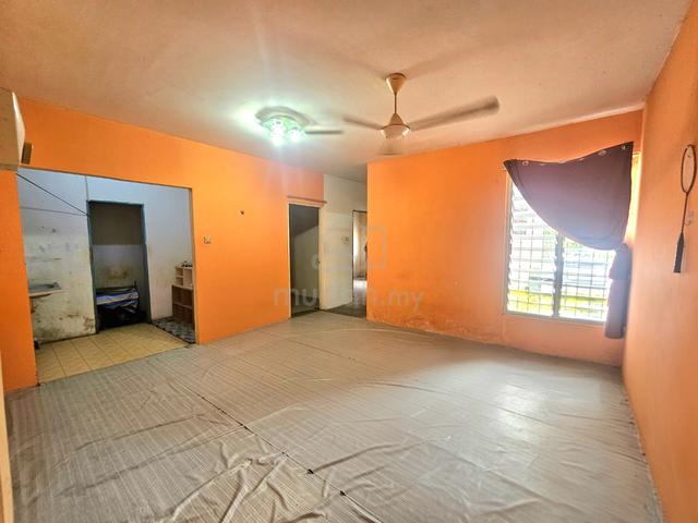 Sri Indah Apartment 1