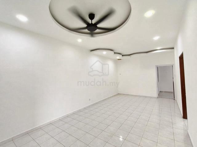 Jalan Pakis, Taman Sri Pulai (Endlot Single Storey Renovated For Sale) 1