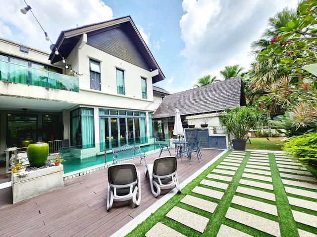 2.5 Bungalow + Pool + Lift + Furnished @ Enclave Bukit Jelutong 1