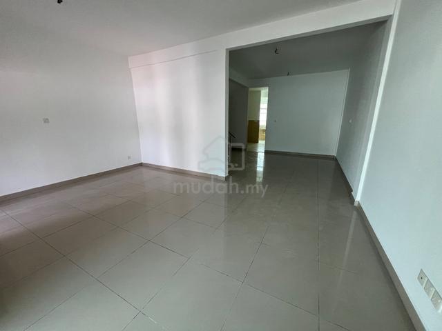 2 Storey Terrace Bayan Baru Freehold No Flooding Near LRT/FTZ/Airport 1