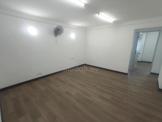 Desa Green Apartment (Jelutong) 1