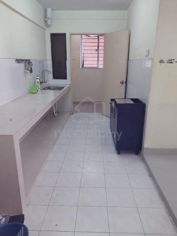 Taman Pinggiran Batu Caves Flat 1