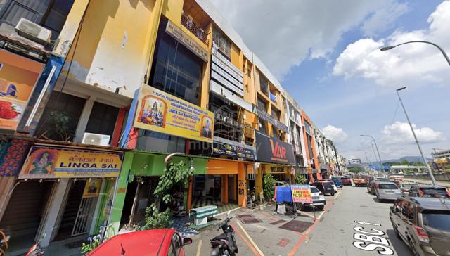 .🟥Sri Batu Caves, ROI 4.3%🟥1.5 Storey Shop, Face Main Road,Freehold 1