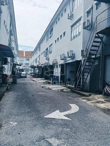 3 storey Shoplot taman bukit kepayang 5