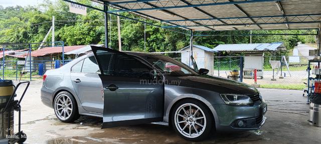 Volkswagen 2015 - 1