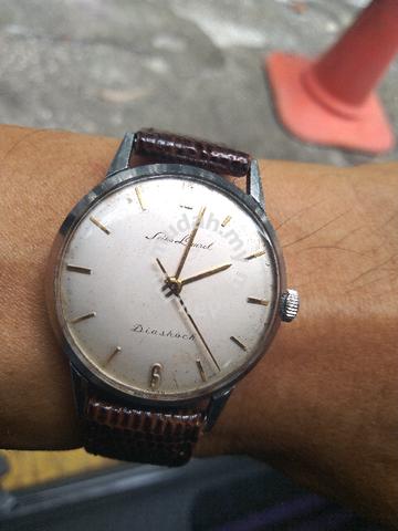 Jam Vintage Seiko Laurel Watch - Watches & Fashion Accessories for sale in  Sri Petaling, Kuala Lumpur