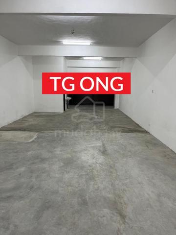 High Visibility Ground Floor Shop Lot Storage Loading Rare in Market 1