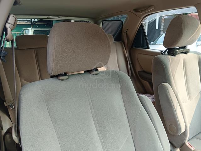 Toyota Harrier  2.4 (A) - 4