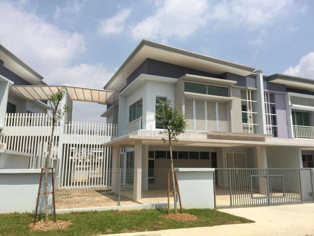 Booking 2k 2 storey chimes end lot diskaun 100k ✅ fullloan 22 x75 1
