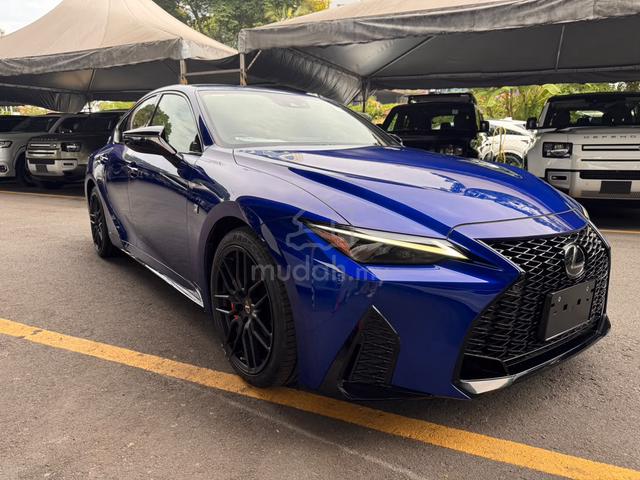 2022 Lexus IS300 F Sport Mode-Black| 5B | 11k - 4