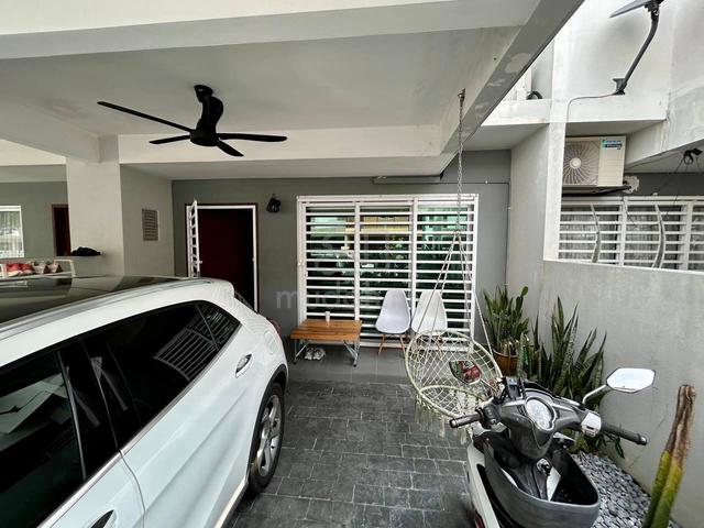 Double Storey Intermediate Terrace Albury 2 Mahkota Hills 1
