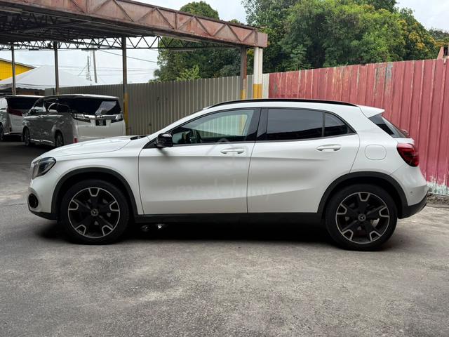2018 Mercedes Benz GLA200 1.6 (A) LOAN KEDAI IC SJ - 4