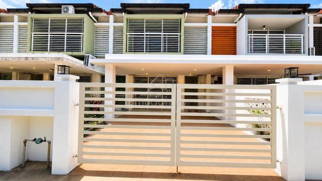 FACING OPEN Puncak Alam 2 Tingkat Teres Puncak Bestari 1