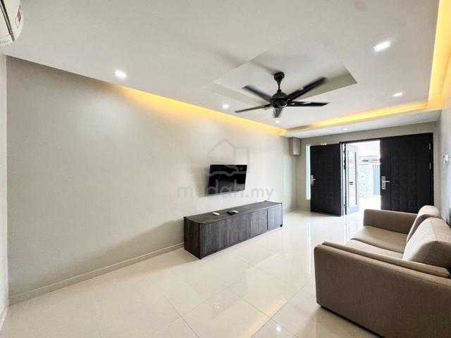 Bukit Indah 28 Single Storey Terrace House For Sales 1