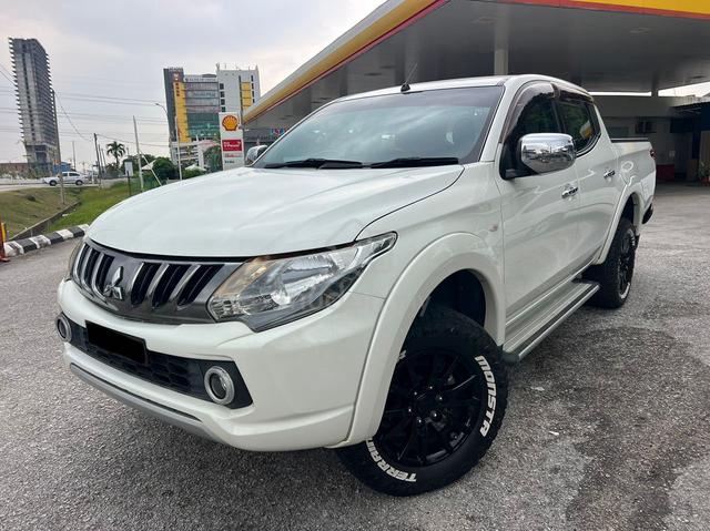 2017 Mitsubishi TRITON 2.4 VGT (A) 1 YEAR WARRANTY - 1