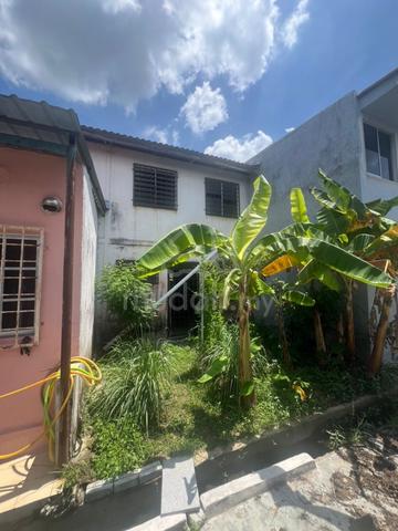 Rumah Depan Padang – Harga Bawah Pasaran 1