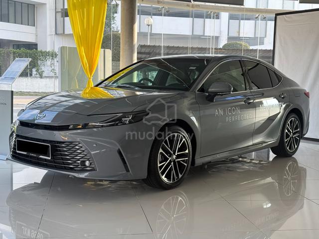 Pre Reg Low Mileage 2025 Toyota CAMRY 2.5 V (A) - 1