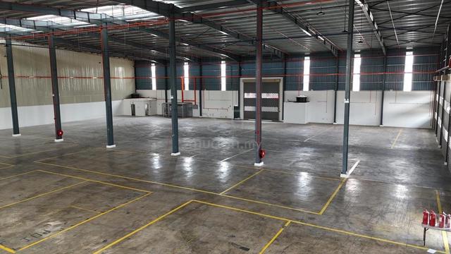 Single Storey Bungalow 300 amp Factory Warehouse For Rent Lunas Kedah 1