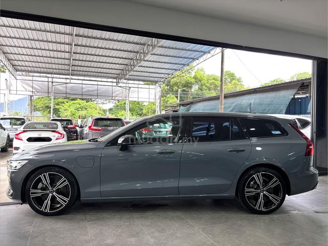 2022 Volvo V60 2.0 RECHARGE T8 Warranty until 2027 - 4