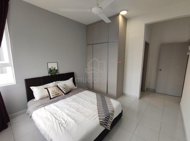 Master Room w/Bath | 1 Month Deposit | Walking distance LRT | M3 Mall 1